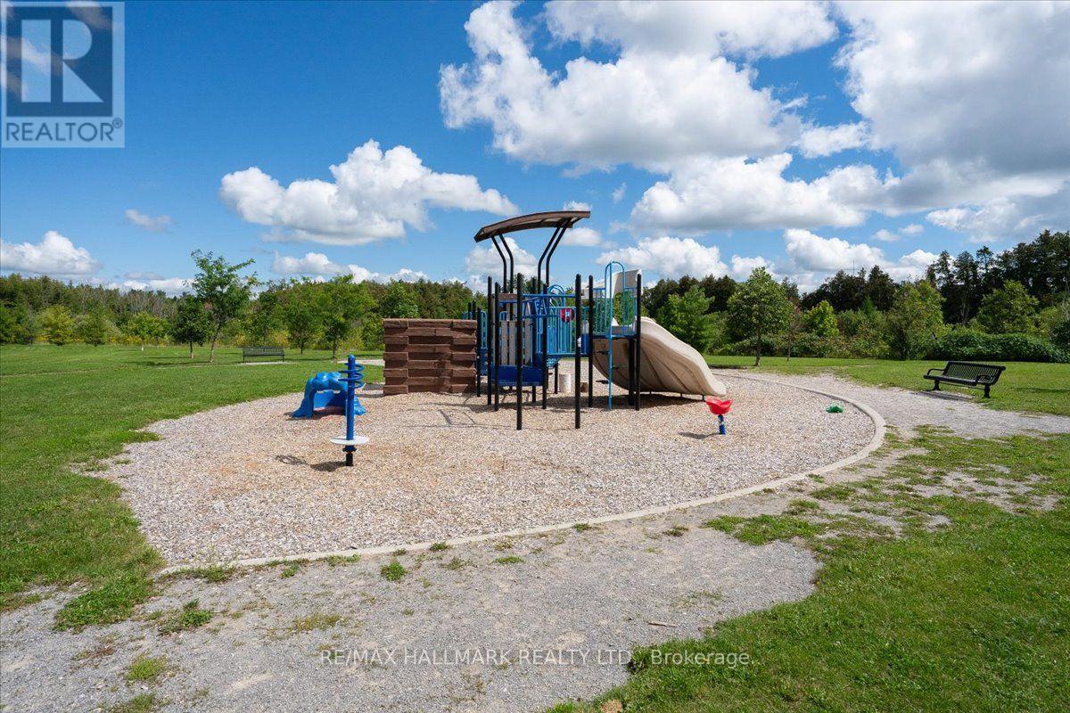 #134 80 MARSH AVENUE - 14