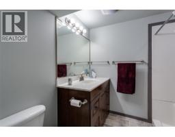 840 Liban Court, Kelowna, BC V1Y8B5 Photo 38