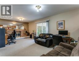 2pc Bathroom - 840 Liban Court, Kelowna, BC V1Y8B5 Photo 13