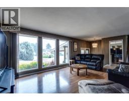 Laundry room - 840 Liban Court, Kelowna, BC V1Y8B5 Photo 12