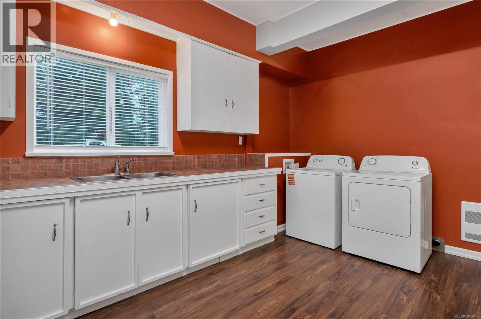 1260 Sayward Rd - Image 20