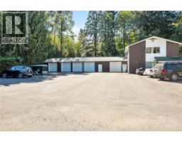 Primary Bedroom - 1260 Sayward Rd, Sayward, BC V0P1R0 Photo 17