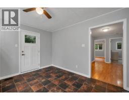 Laundry room - 1260 Sayward Rd, Sayward, BC V0P1R0 Photo 7