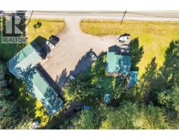 1260 Sayward Rd, Sayward, BC V0P1R0 Photo 76