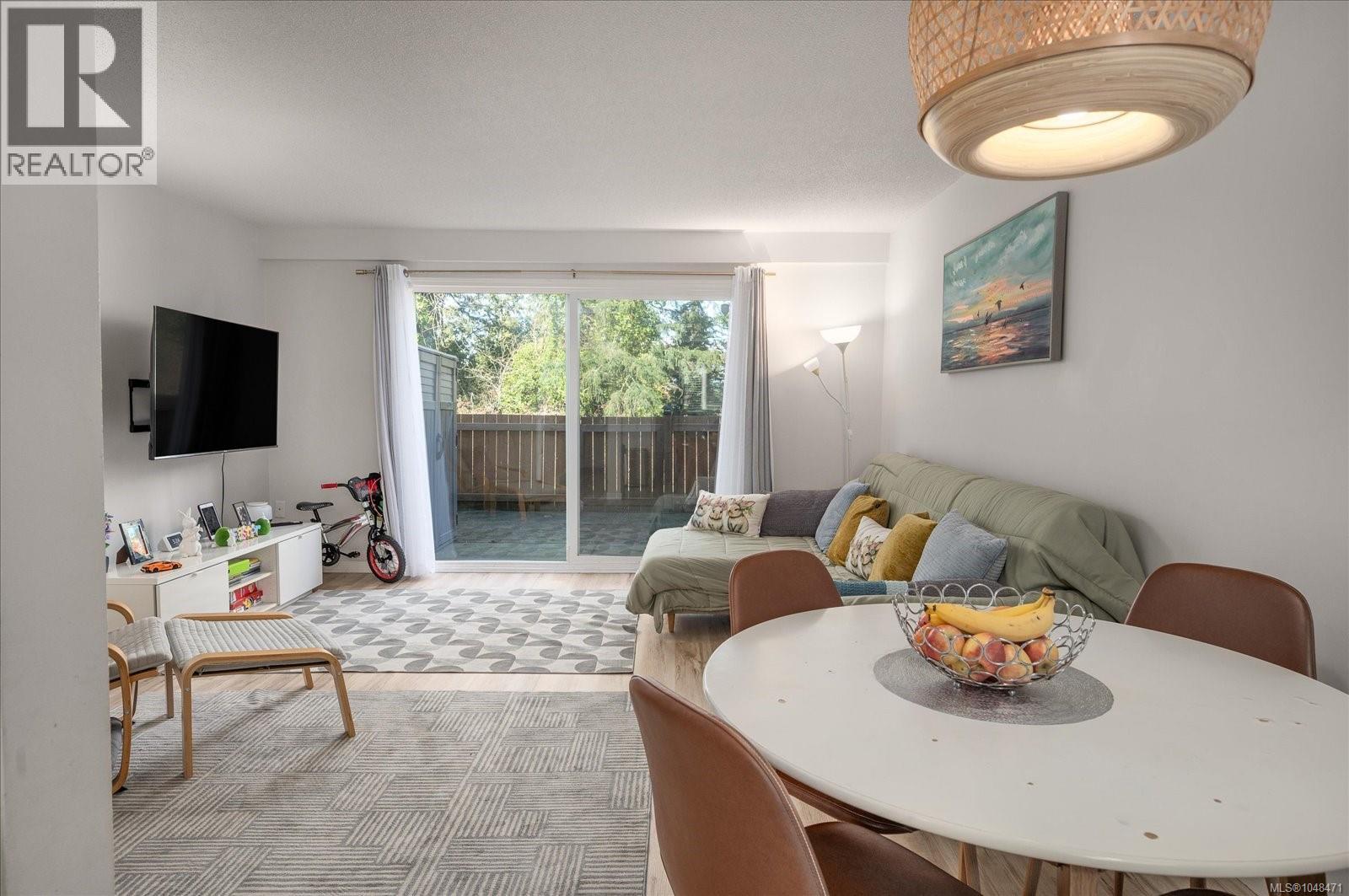 2554 Highland Blvd - 10