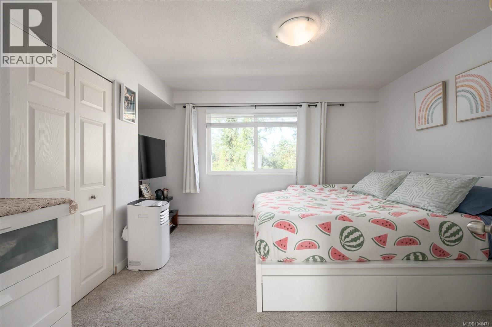2554 Highland Blvd - 17