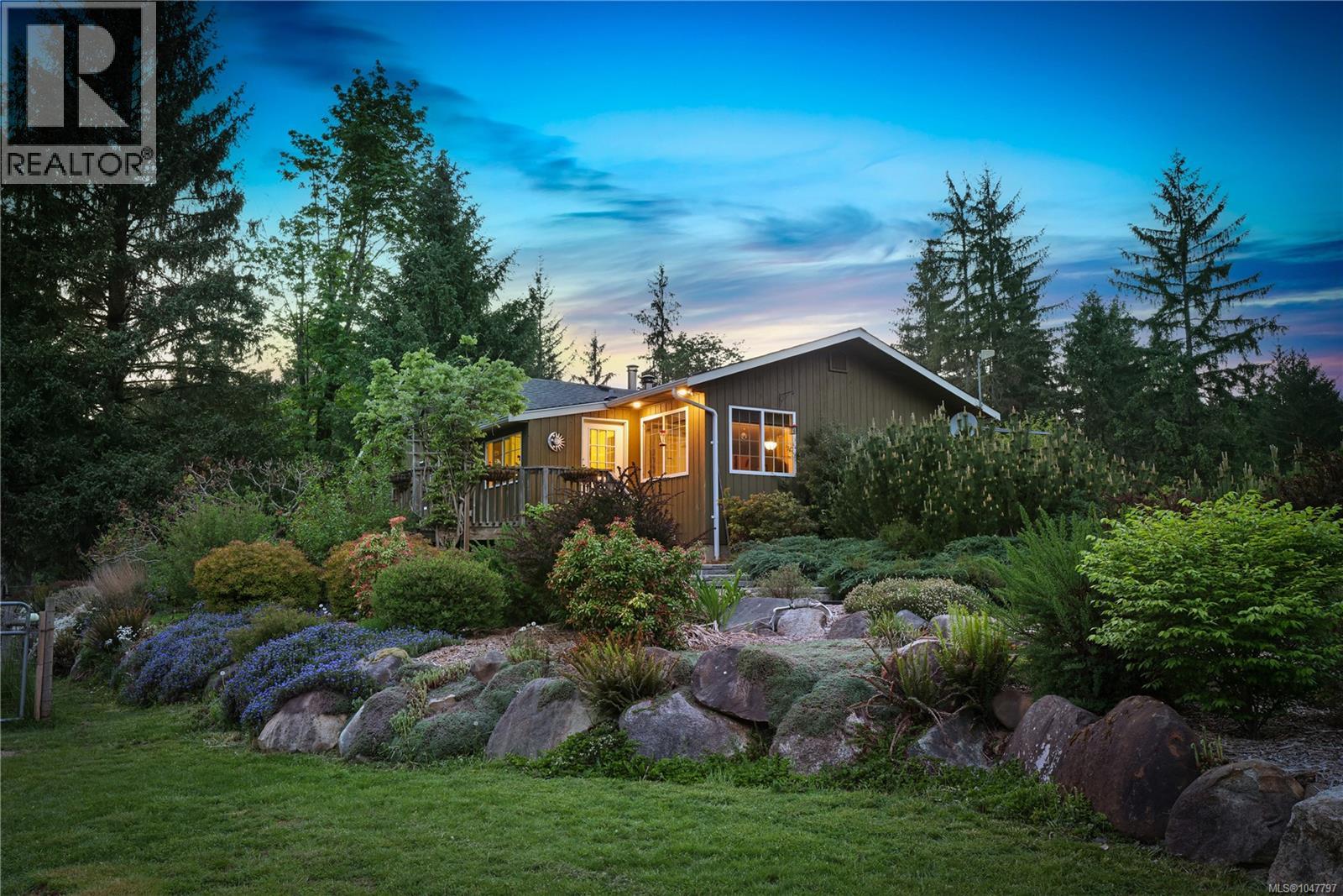 5427 Wildwood Rd - 6