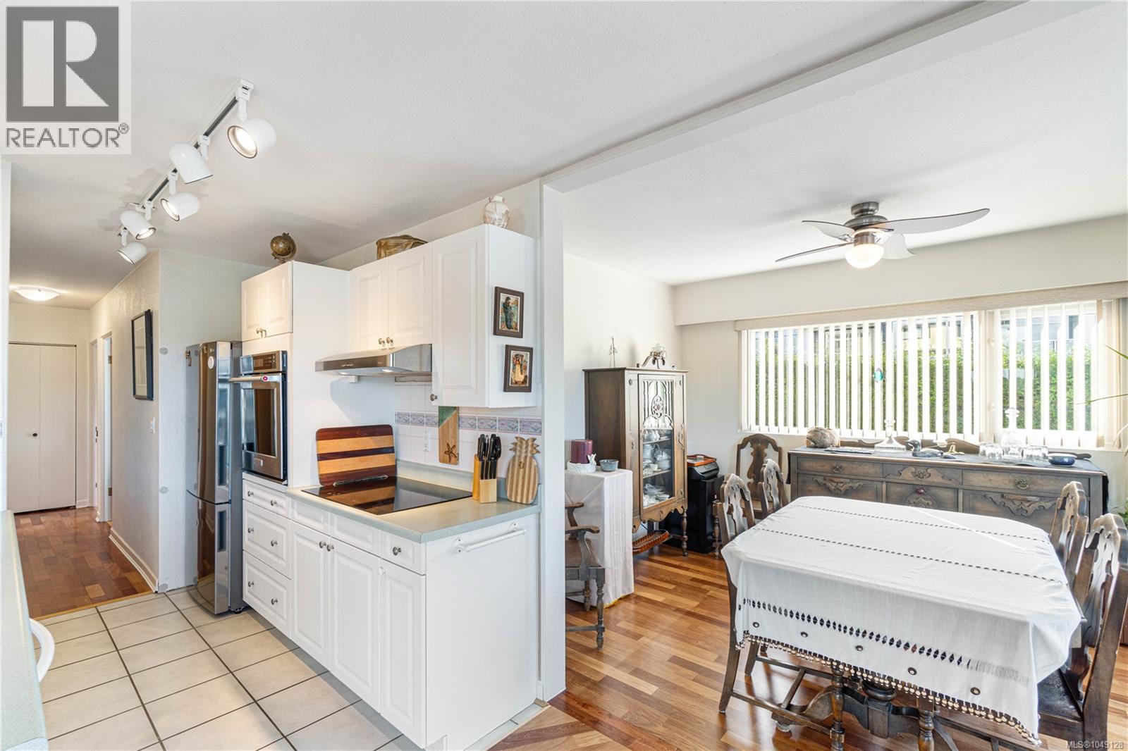 #201 375 Newcastle Ave - 13