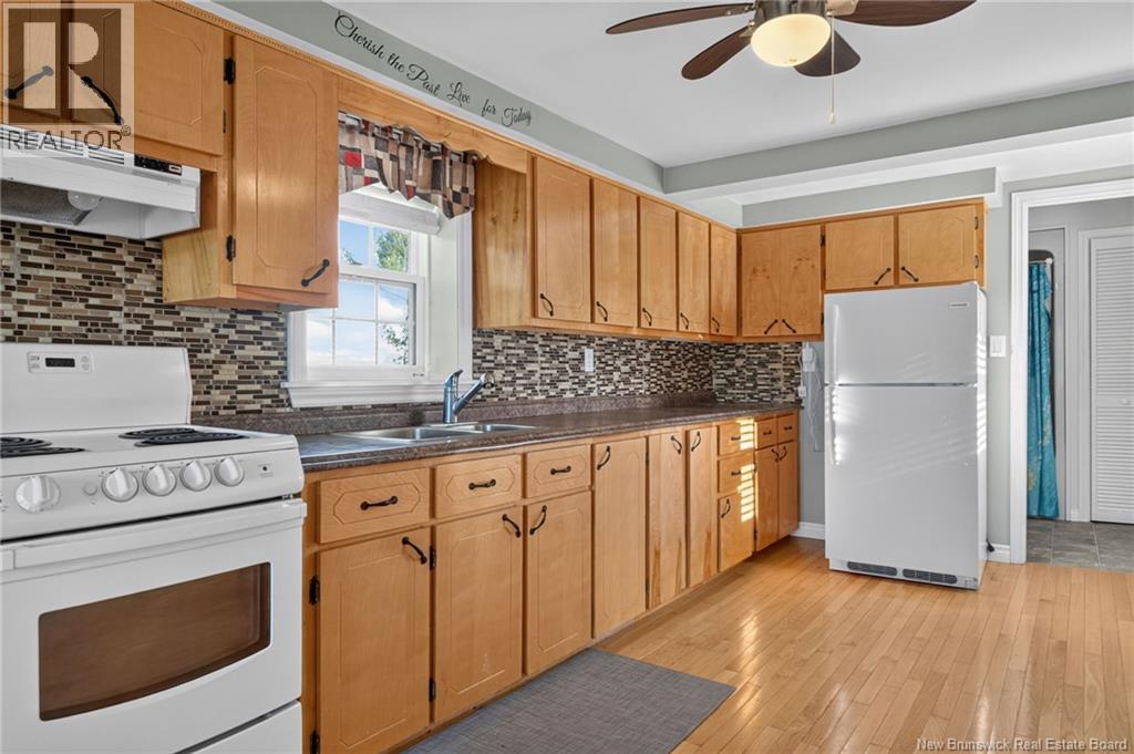 116 De L'Ecole Street - 3