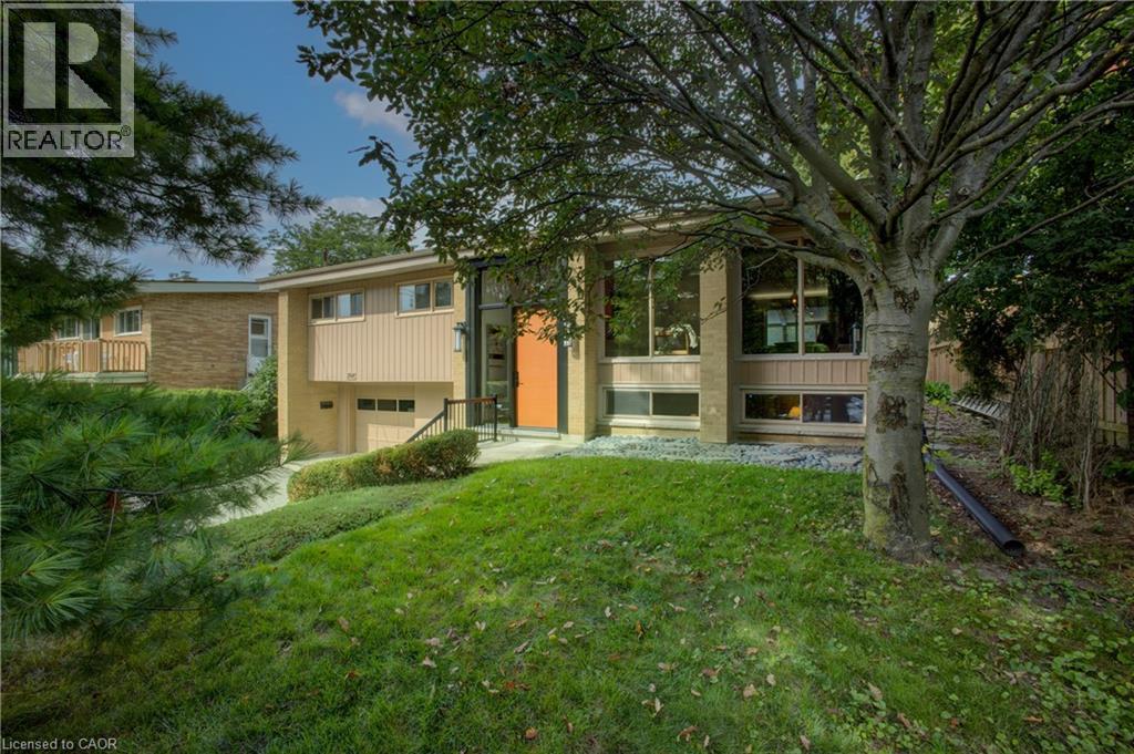 204 MANCHESTER Road — photo 2