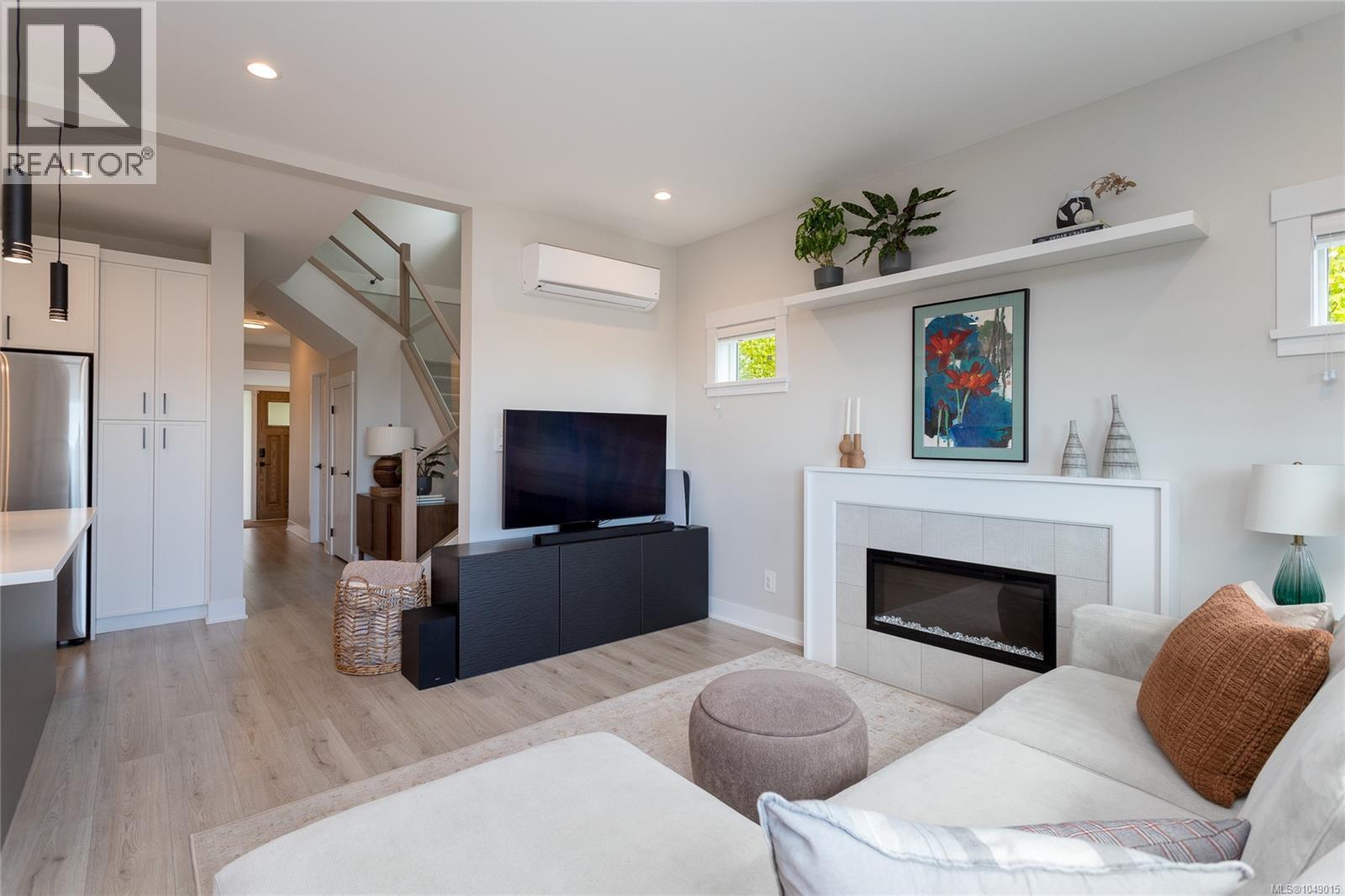 1123 Moonstone Loop - 6