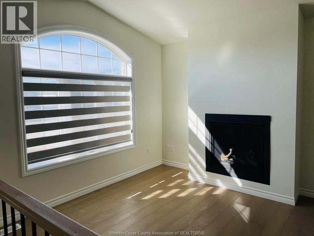393 MULBERRY LANE, Lakeshore — photo 4