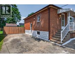 3pc Bathroom - 220 East 13th Street, Hamilton, ON L9A3Z7 Photo 6