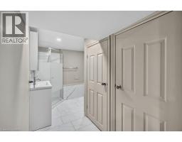 220 East 13th Street, Hamilton, ON L9A3Z7 Photo 35