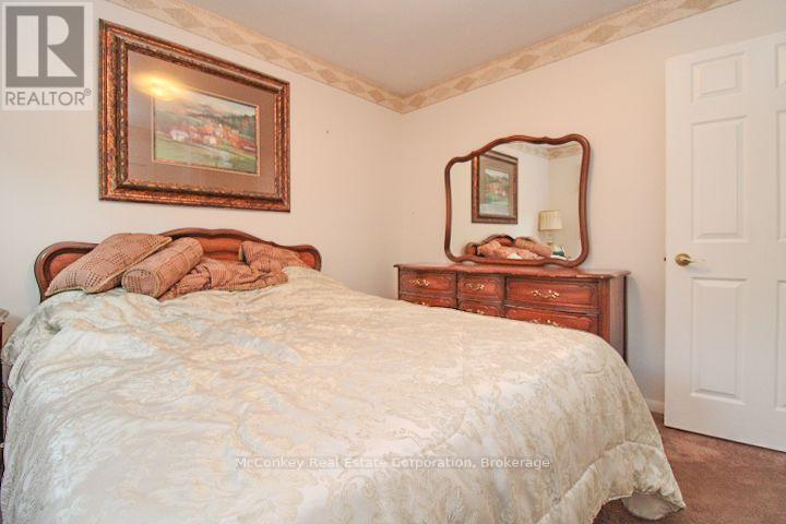 492 ROBERT ROAD - 32
