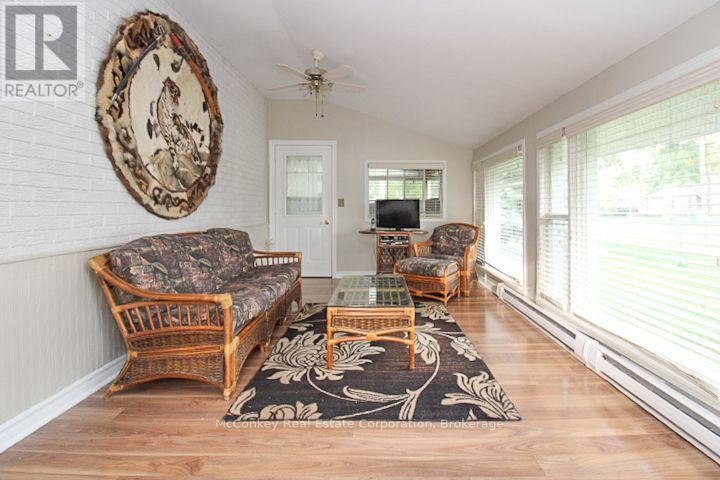 492 ROBERT ROAD - 46