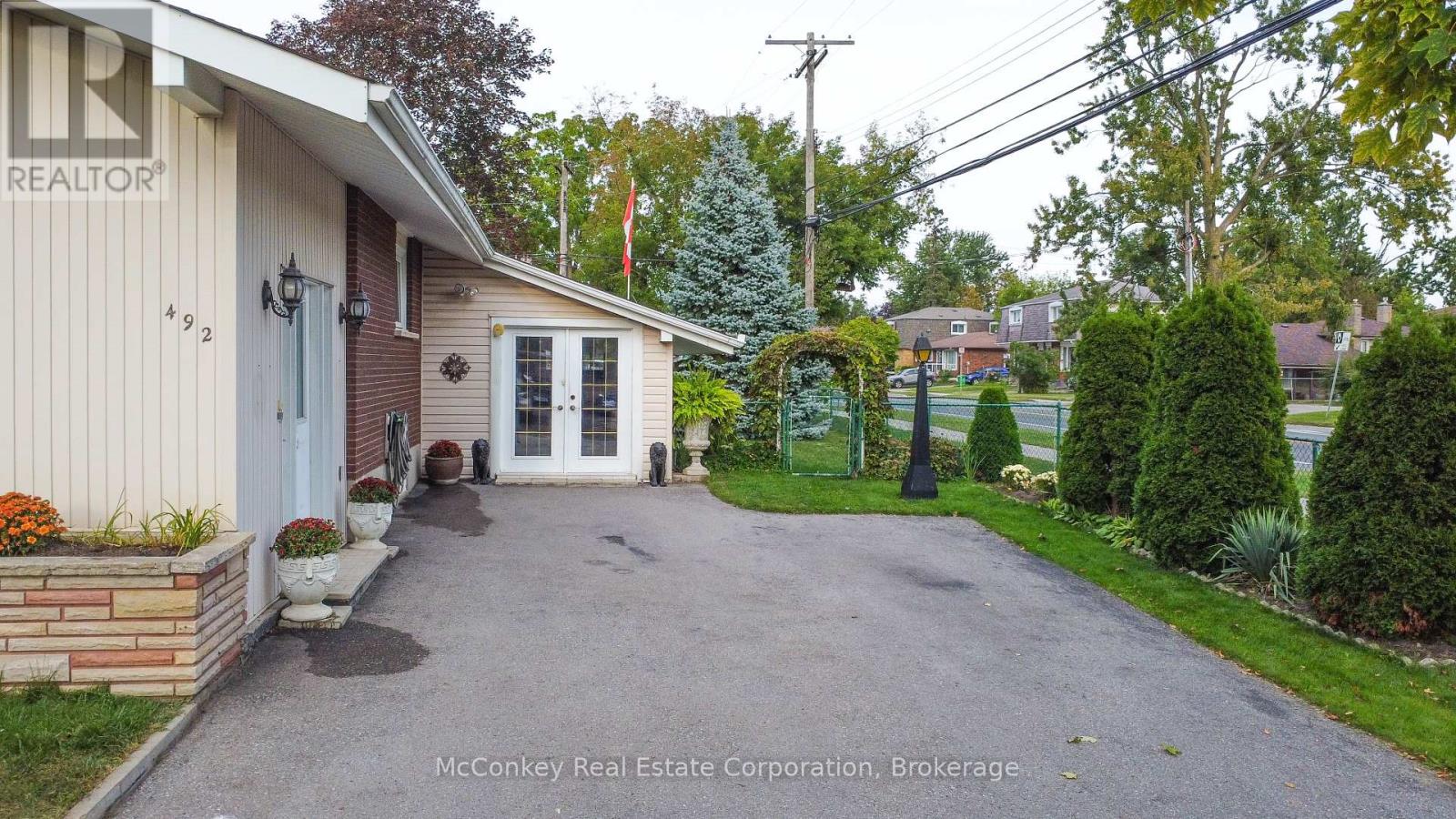 492 ROBERT ROAD - 7