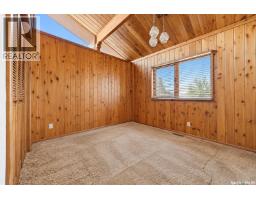 Primary Bedroom - 45 Miller Crescent E, Lumsden, SK S0G3C0 Photo 9