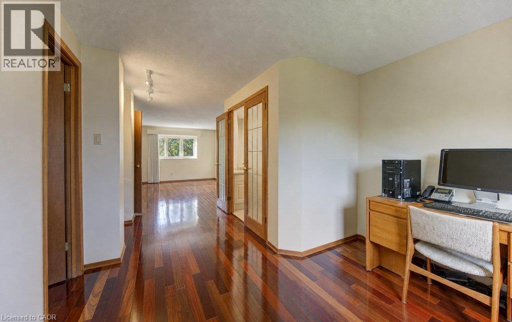 238 MCGARRY Drive - Image 17