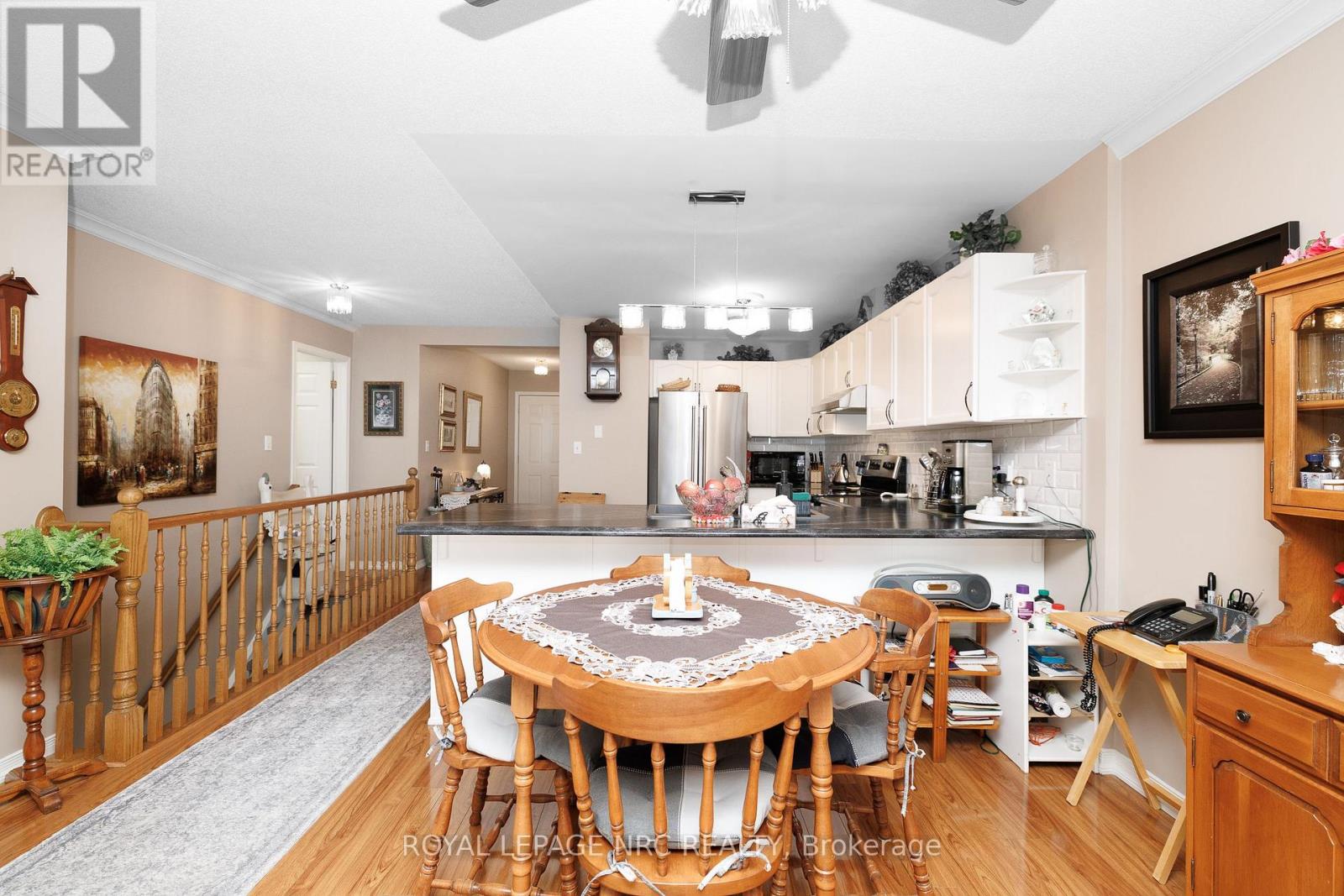 178 BECKETT CRESCENT - 18