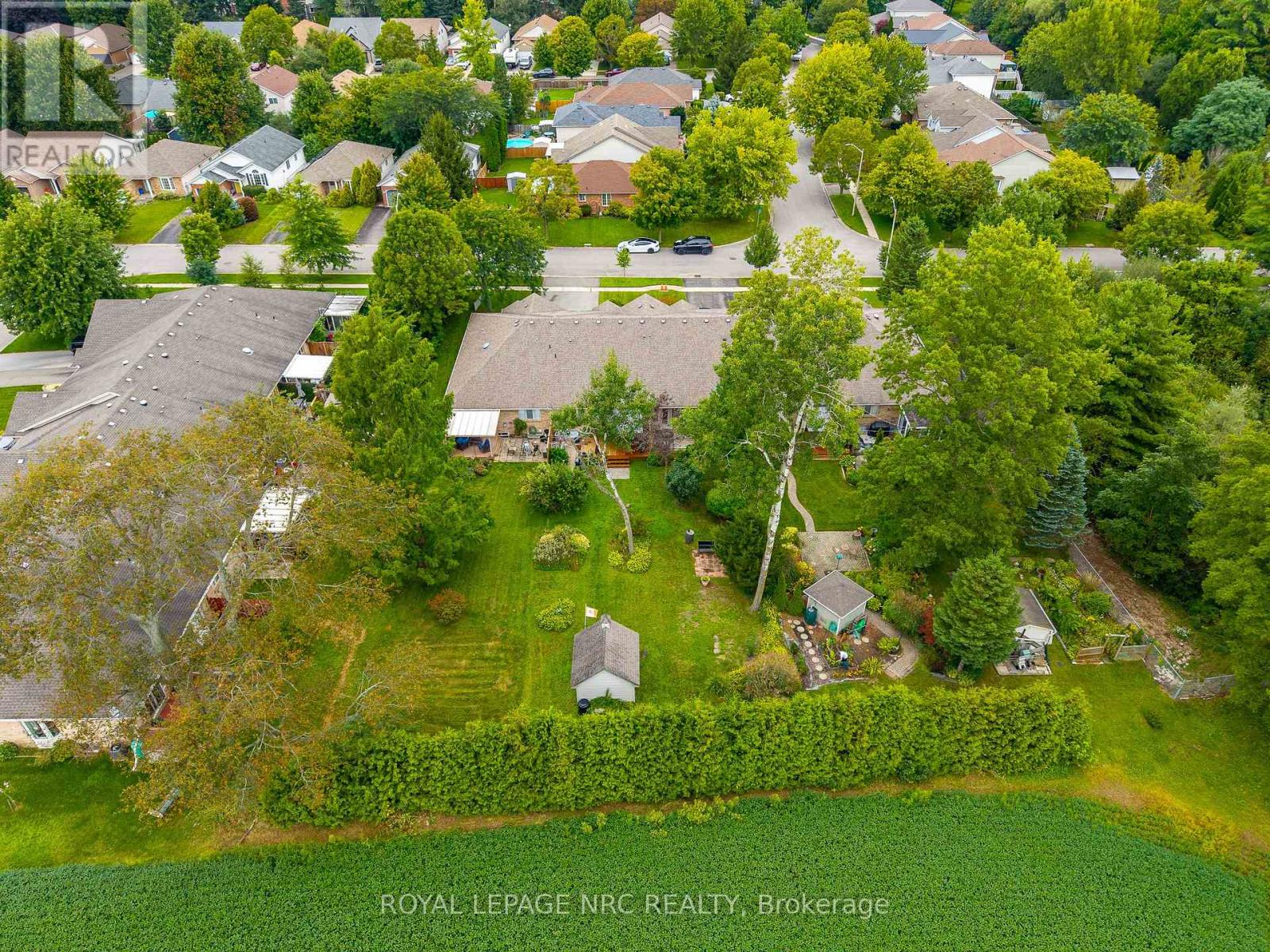 178 BECKETT CRESCENT - 36