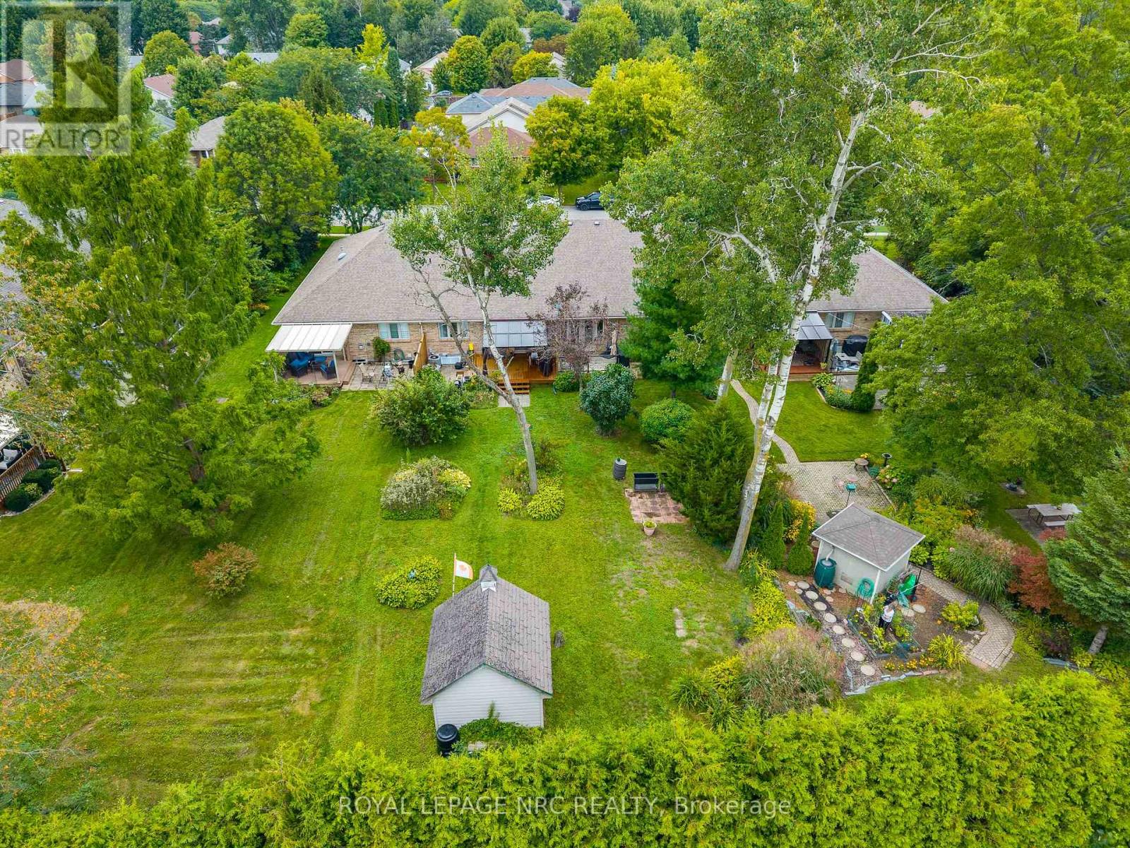 178 BECKETT CRESCENT - 40