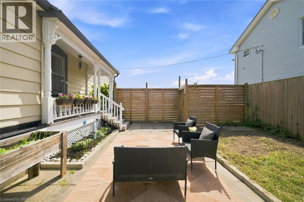 183 DALTON Road - 32
