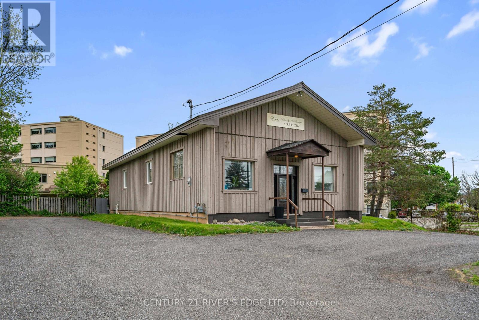 4 SCHOFIELD AVENUE, Brockville — photo 3