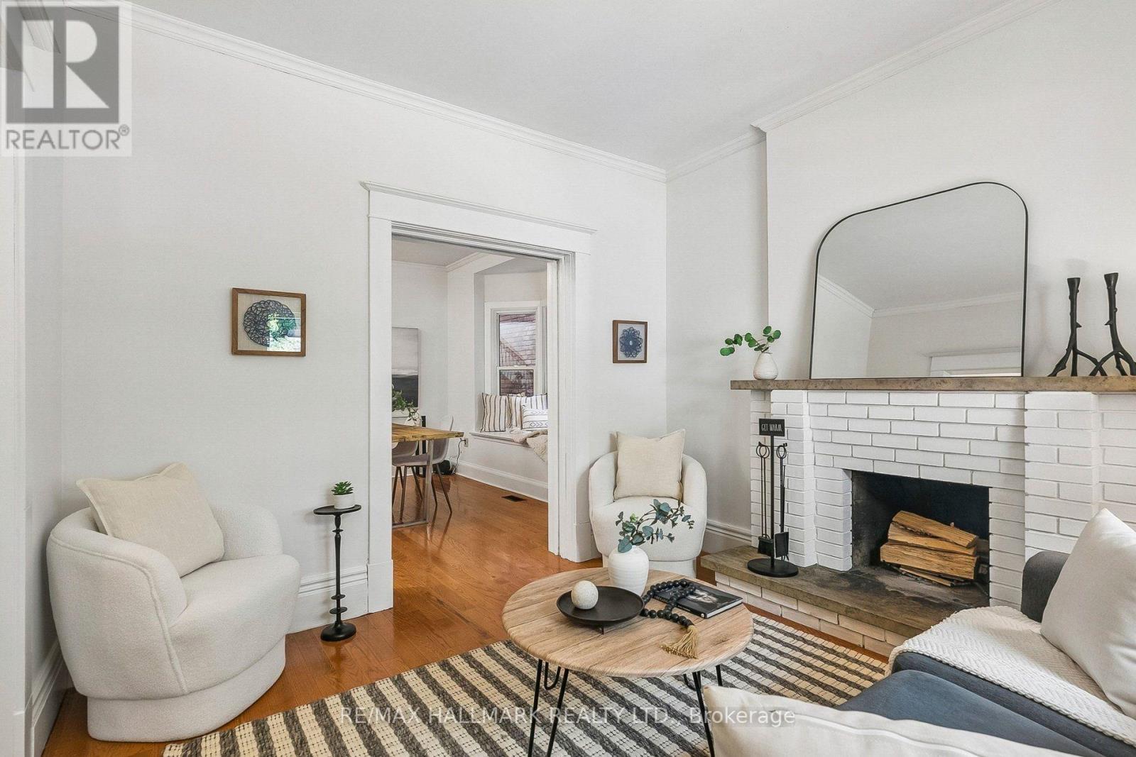 301 WAVERLEY ROAD - 6