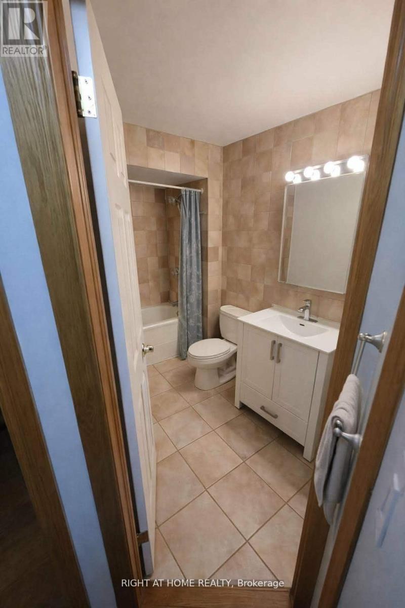 869 GRENOBLE BOULEVARD E, Pickering (Bay Ridges) — photo 9