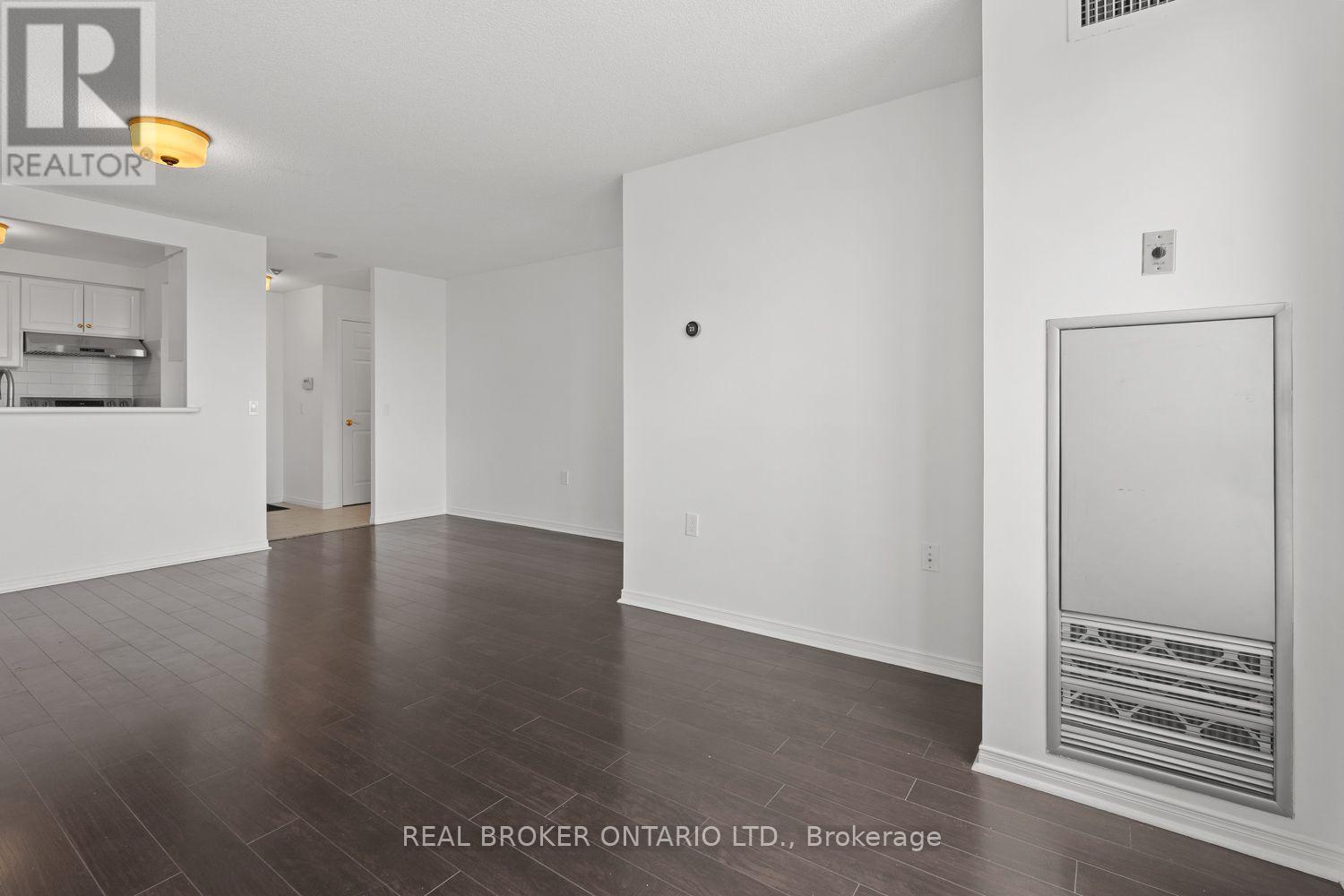 #703 5001 FINCH AVENUE E - 14