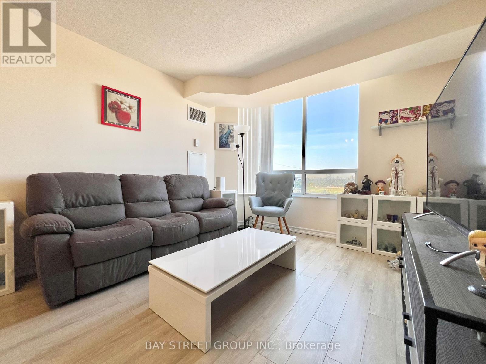 #1102 3088 KENNEDY ROAD - 11