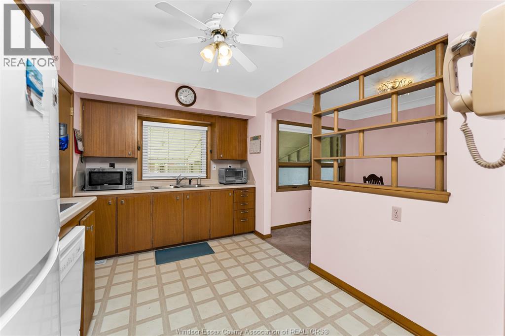 923 GREENDALE DRIVE - 15