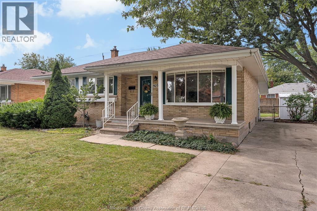 923 GREENDALE DRIVE - 3