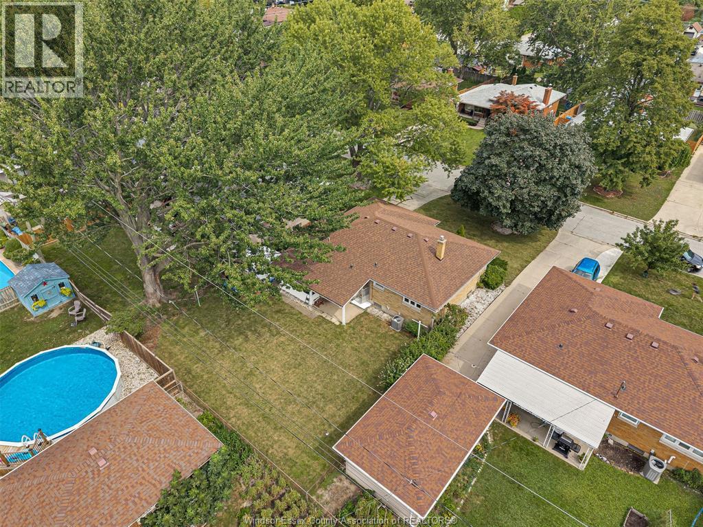 923 GREENDALE DRIVE - 37