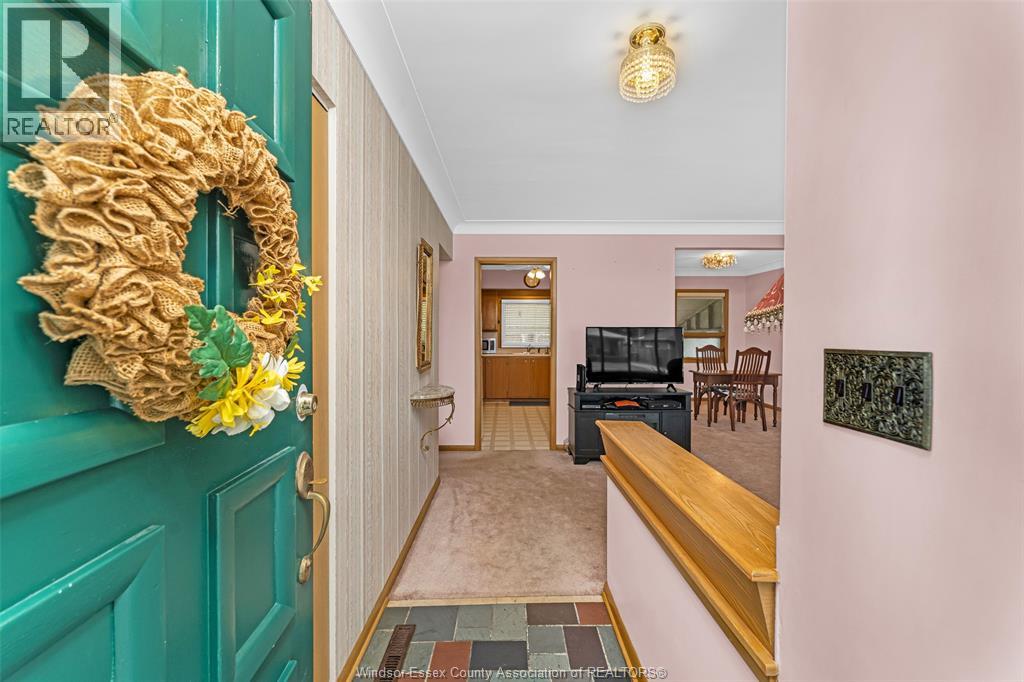 923 GREENDALE DRIVE - 7