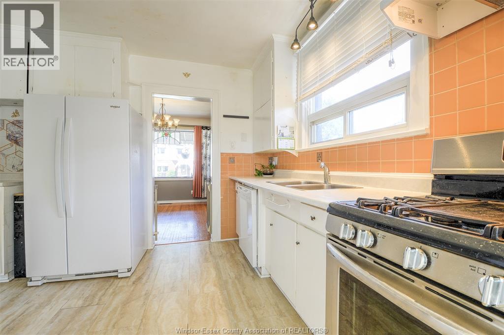 161 SHEPHERD STREET East - 18