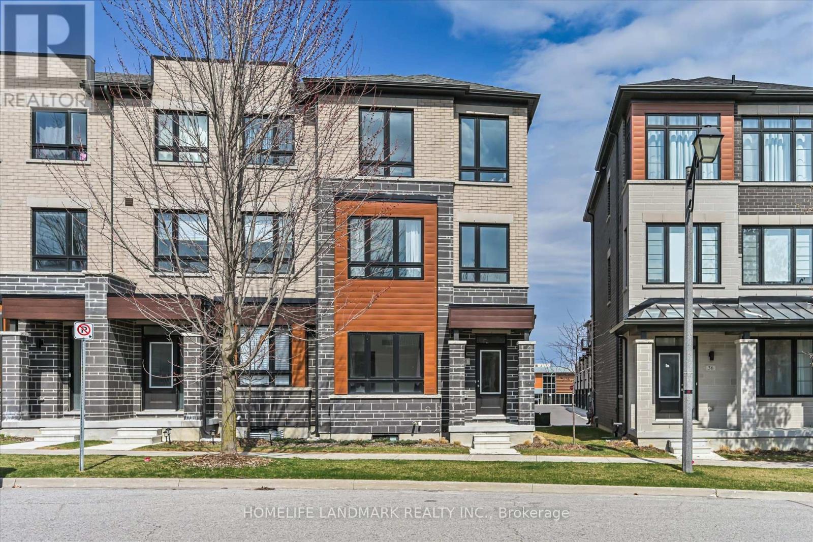 34 CAROLE BELL WAY - 1