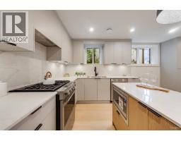 1 7270 17th Avenue, Burnaby, BC V3N1K9 Photo 9