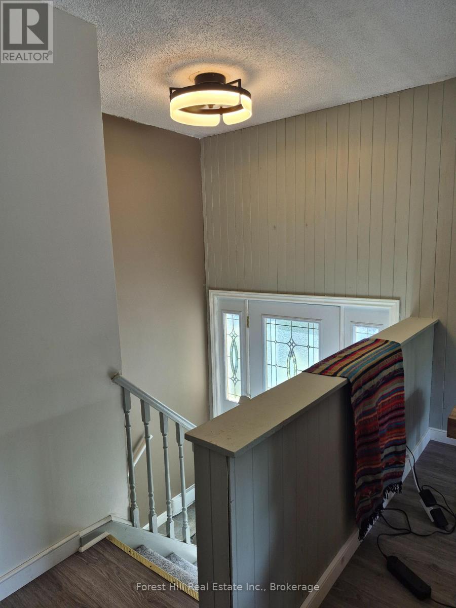 679 SIMCOE AVENUE W - 13