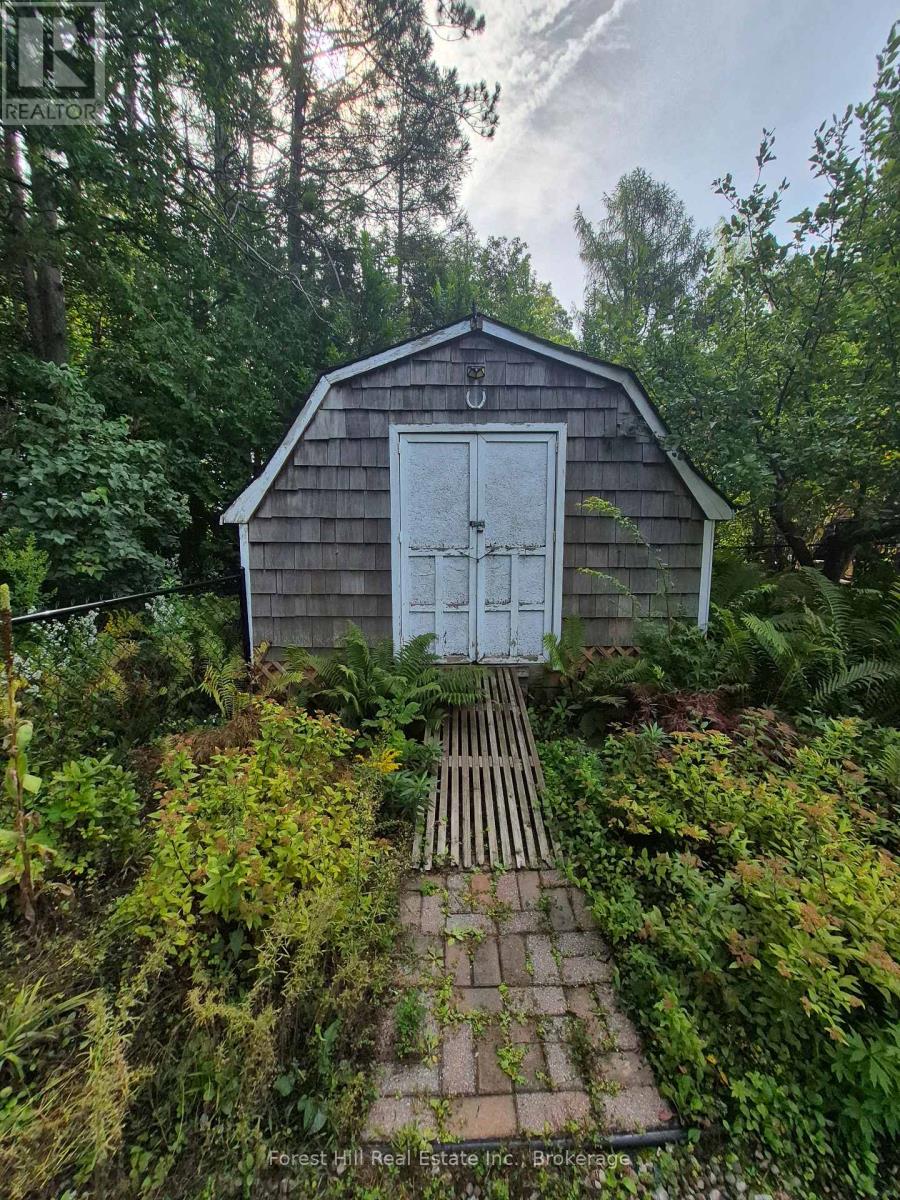 679 SIMCOE AVENUE W - Image 31