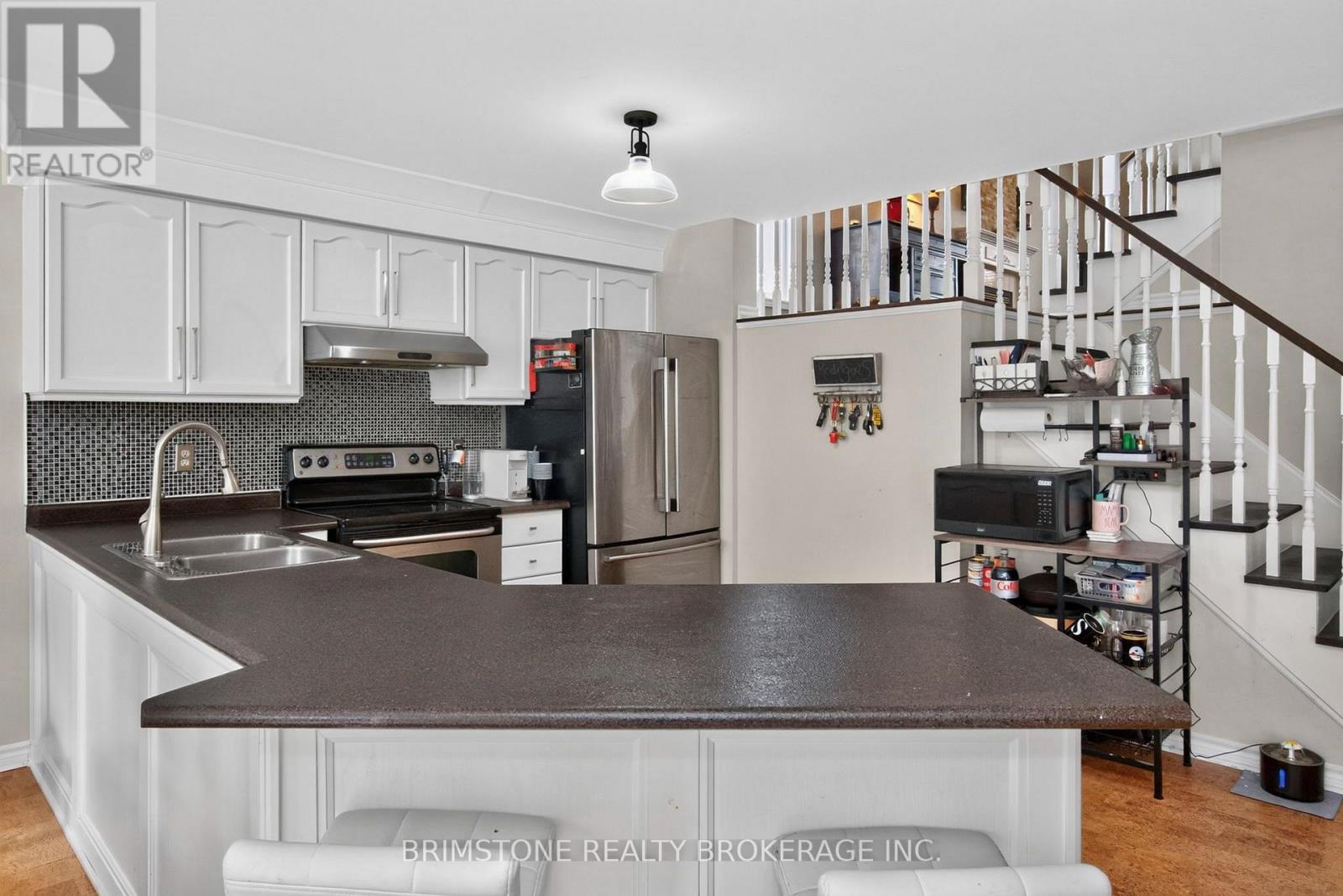 24 STONEYBROOK CRESCENT, Barrie (Ardagh) — photo 7