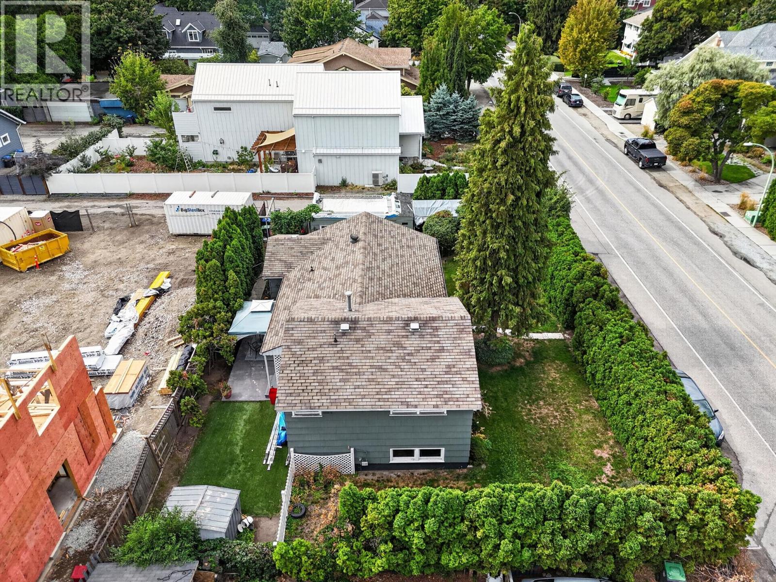  471 Cadder Avenue, Kelowna
