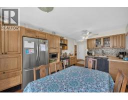 Full bathroom - 471 Cadder Avenue, Kelowna, BC V1Y5N2 Photo 11