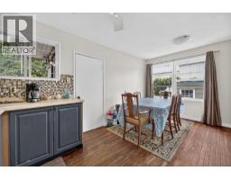 Primary Bedroom - 471 Cadder Avenue, Kelowna, BC V1Y5N2 Photo 8