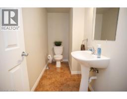 4pc Ensuite bath - 20 Mcconkey Crescent Unit# 67, Brantford, ON N3S0C1 Photo 6