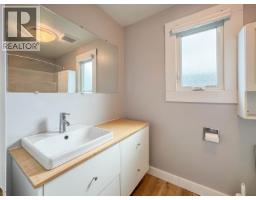 1208 Toronto Street, Smithers, BC V0J2N0 Photo 18