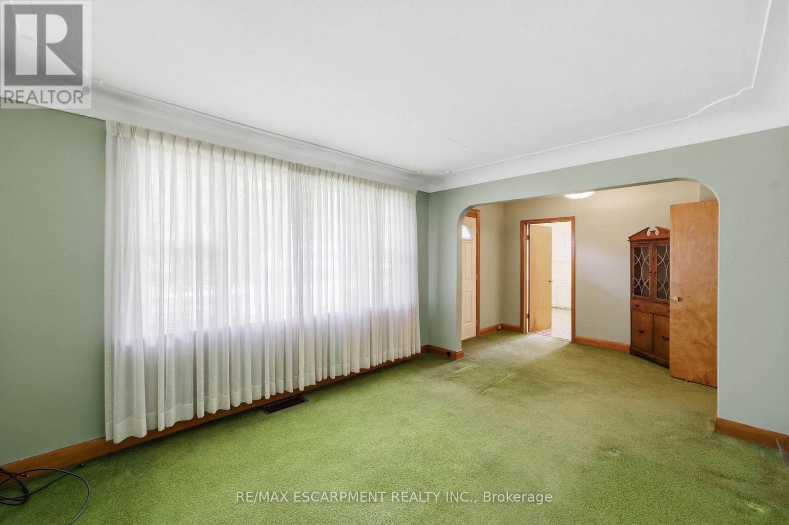 522 ENFIELD ROAD - 10