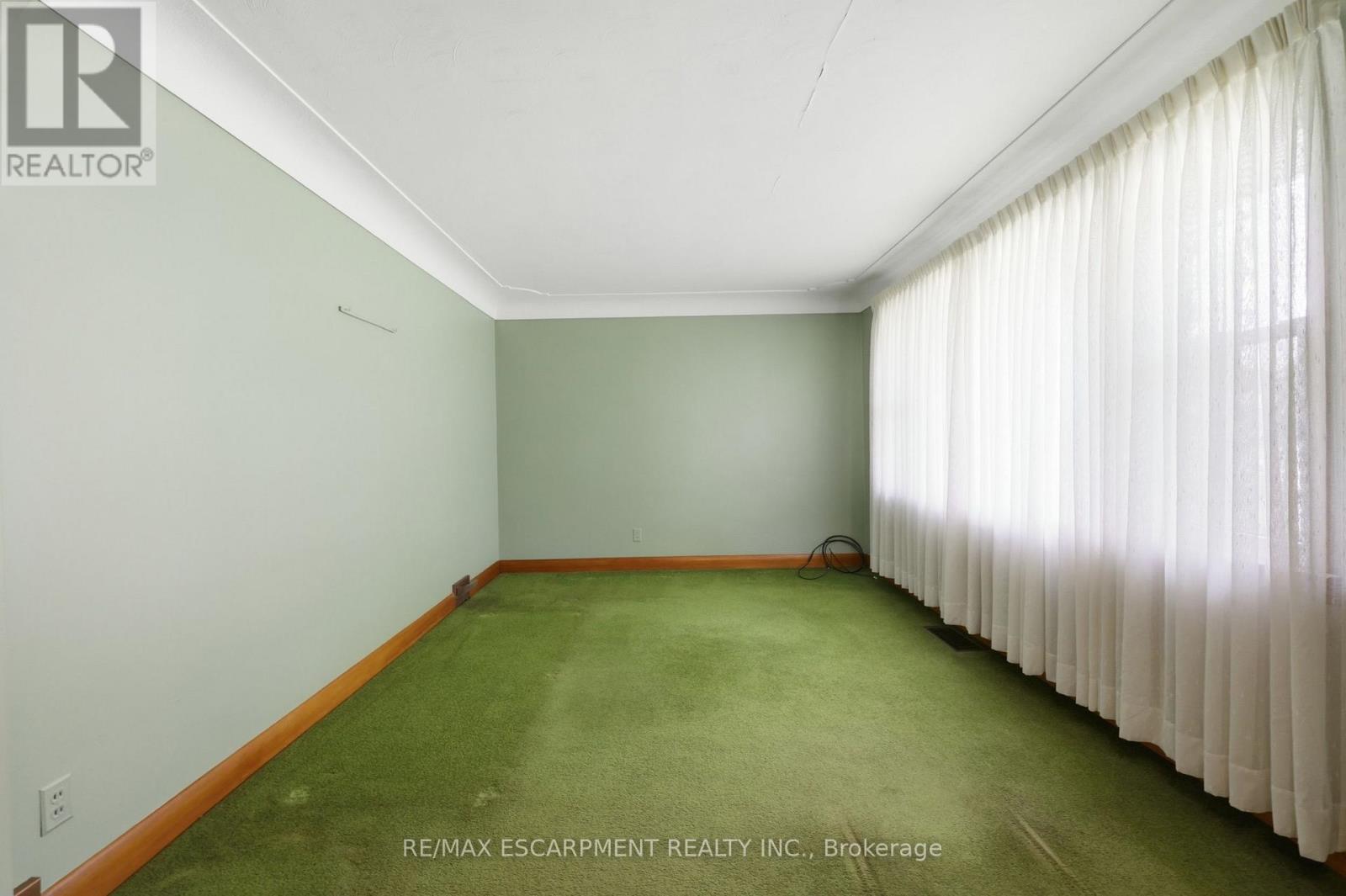 522 ENFIELD ROAD - 14