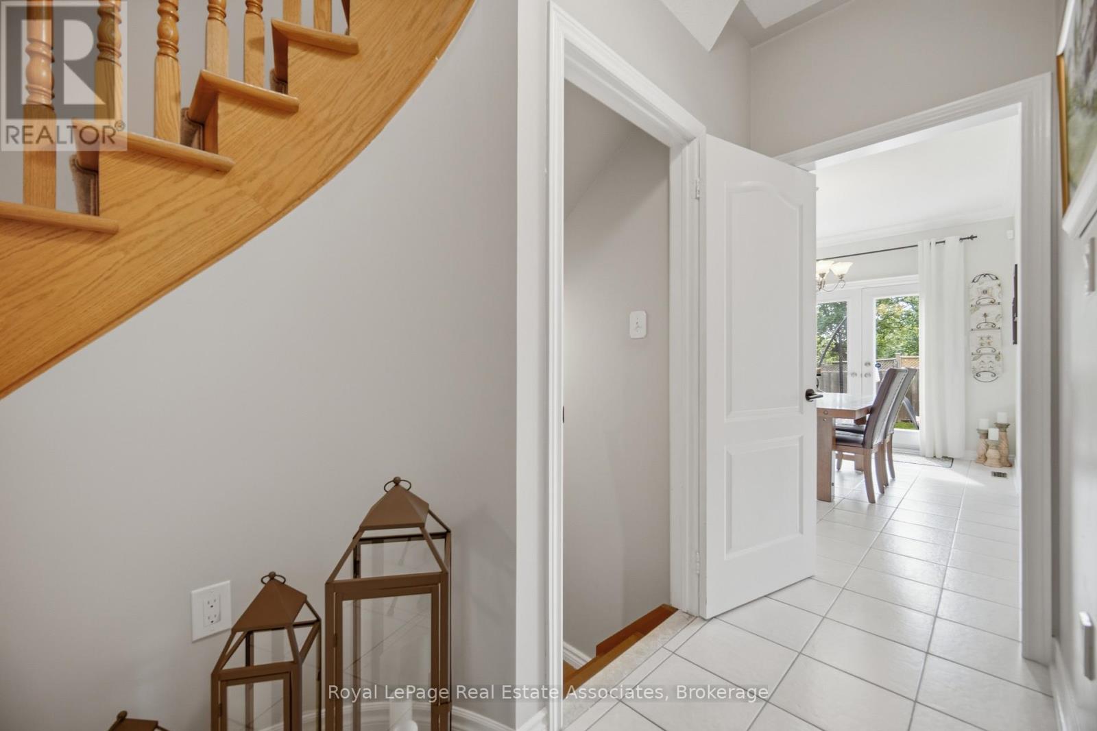 2 OLDE TOWN ROAD - Image 34